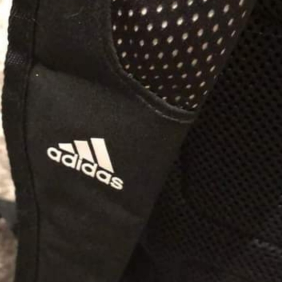 Adidas - Picture 6 of 9